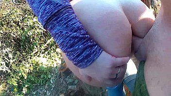 Play Sex in the park with a pussy who is good and bad in bed