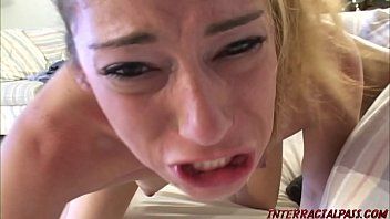تشغيل الجنس في كس مع قضيب أسود كبير