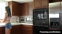تشغيل الأبنوس الثعلبة جينا فوكس والغريبة عدن الخطيئة مثليه لقاء