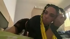 Riproduci Bondage Fantasy: teenager argentino latina lasciata legata e pronta per l'azione