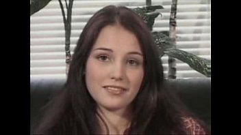 Abspielen Junge Amateurpaare wollen sich beim Sex filmen