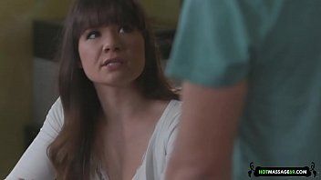 Riproduci Massaggio nuru e pazzo sesso hardcore