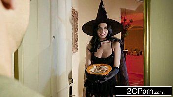 Play Halloween is full of sex fuck this bitch fucked crotch nifomane