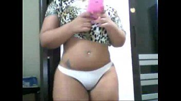 Play Good cock bitch masturbates for cock love
